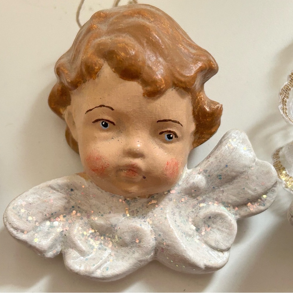 4/$100 Ceramic 1989 Brown and White Angel Ornaments set of three 😇